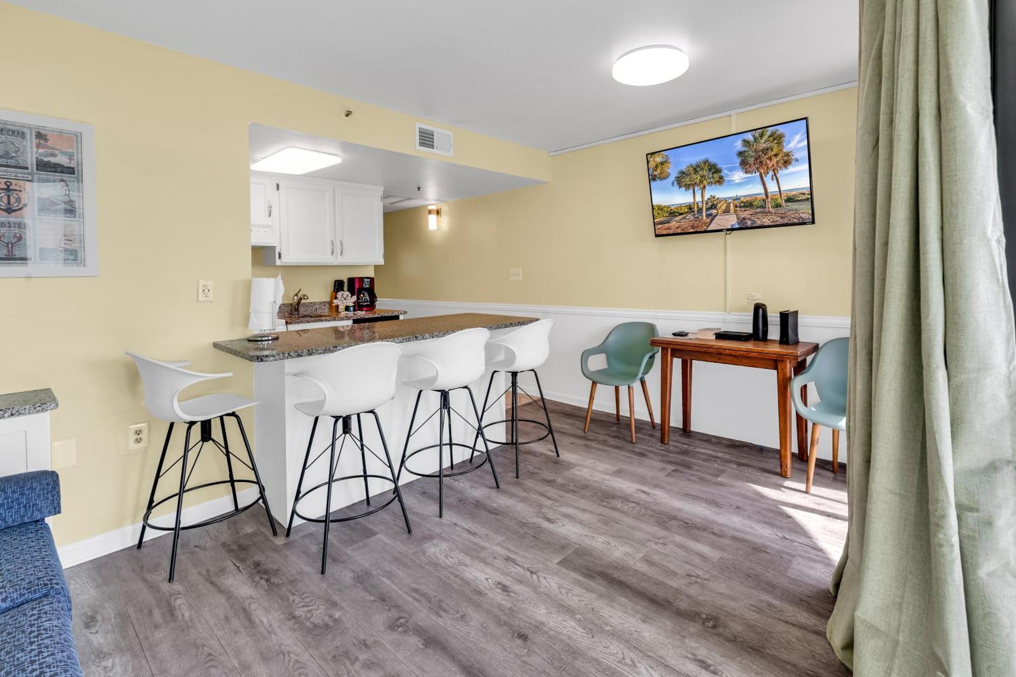 Oceanfront Condo Steps To The Beach W No Resort Fees マートルビーチ エクステリア 写真